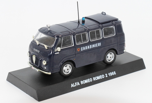 Alfa Romeo Romeo 2 1966 - Die Cast 1:43