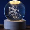 I-TOTAL®- Sfera di vetro 3D con LED RGB effetto sul soffitto, luce notturna per bambini, lampada da notte con base in legno, tema fantasy, decorazione in cristallo disegno (MATH)