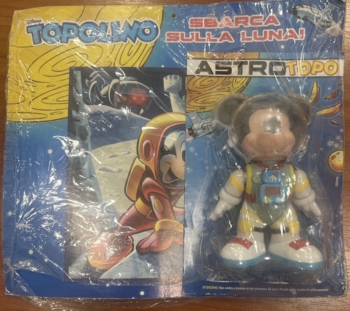 Topolino AstroTopo sbarca sulla luna con gadget